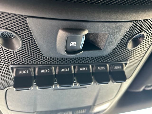 Used 2022 Red Metallic Ford Lariat image 38