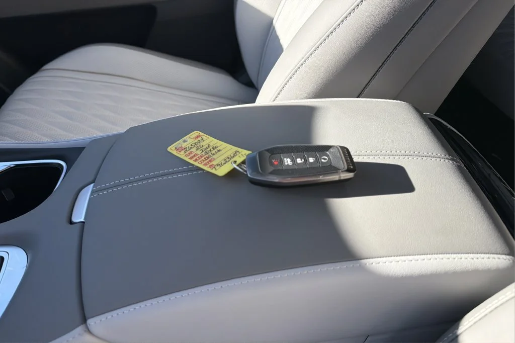 New 2027 2T RAD WHT INFINITI Autograph AWD image 32