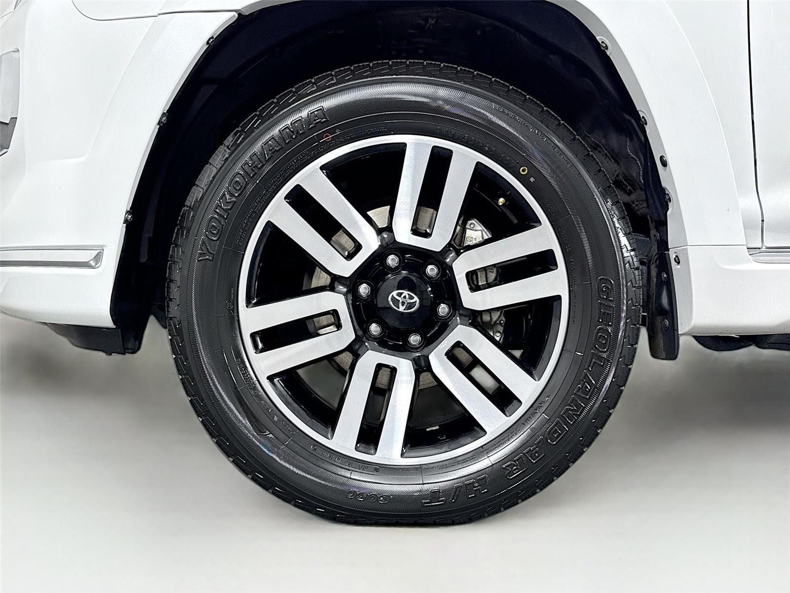 Certified Used 2024 Wind Chill Pearl Toyota Limited image 47