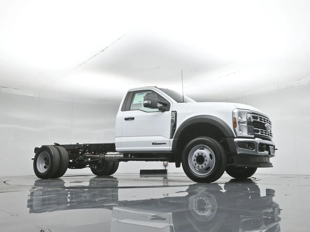 New 2026 White Ford XL image 43