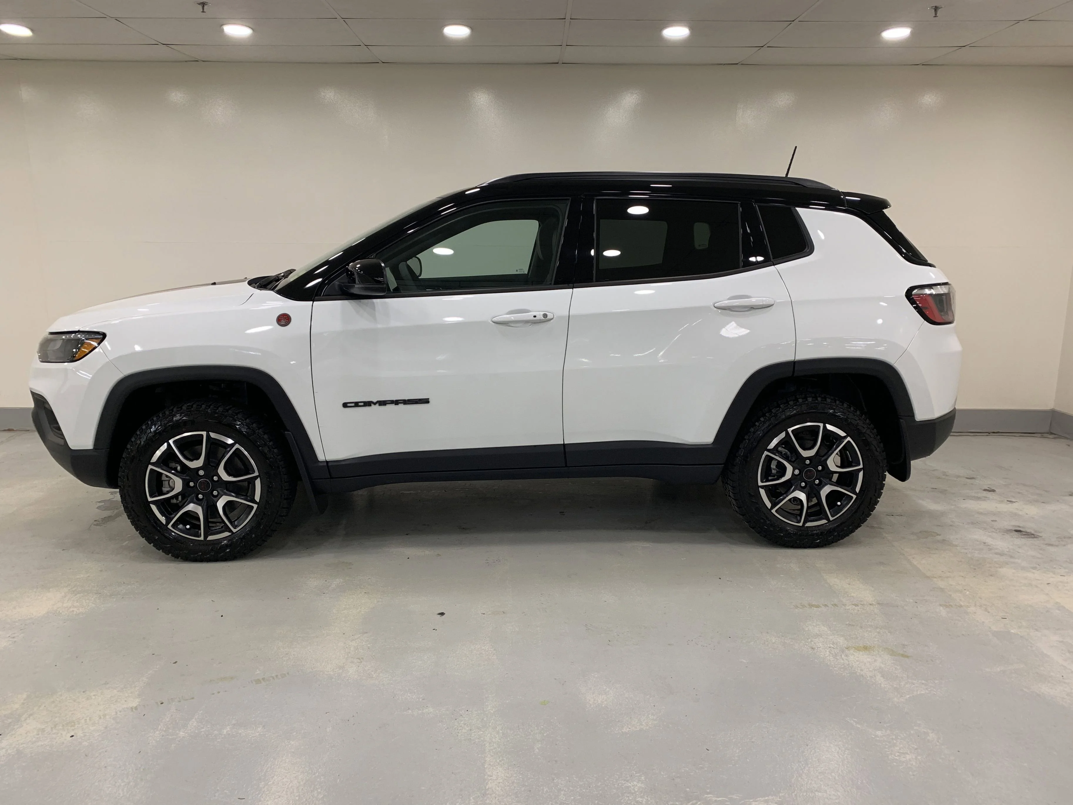 New 2026 Bright White Jeep Trailhawk image 2