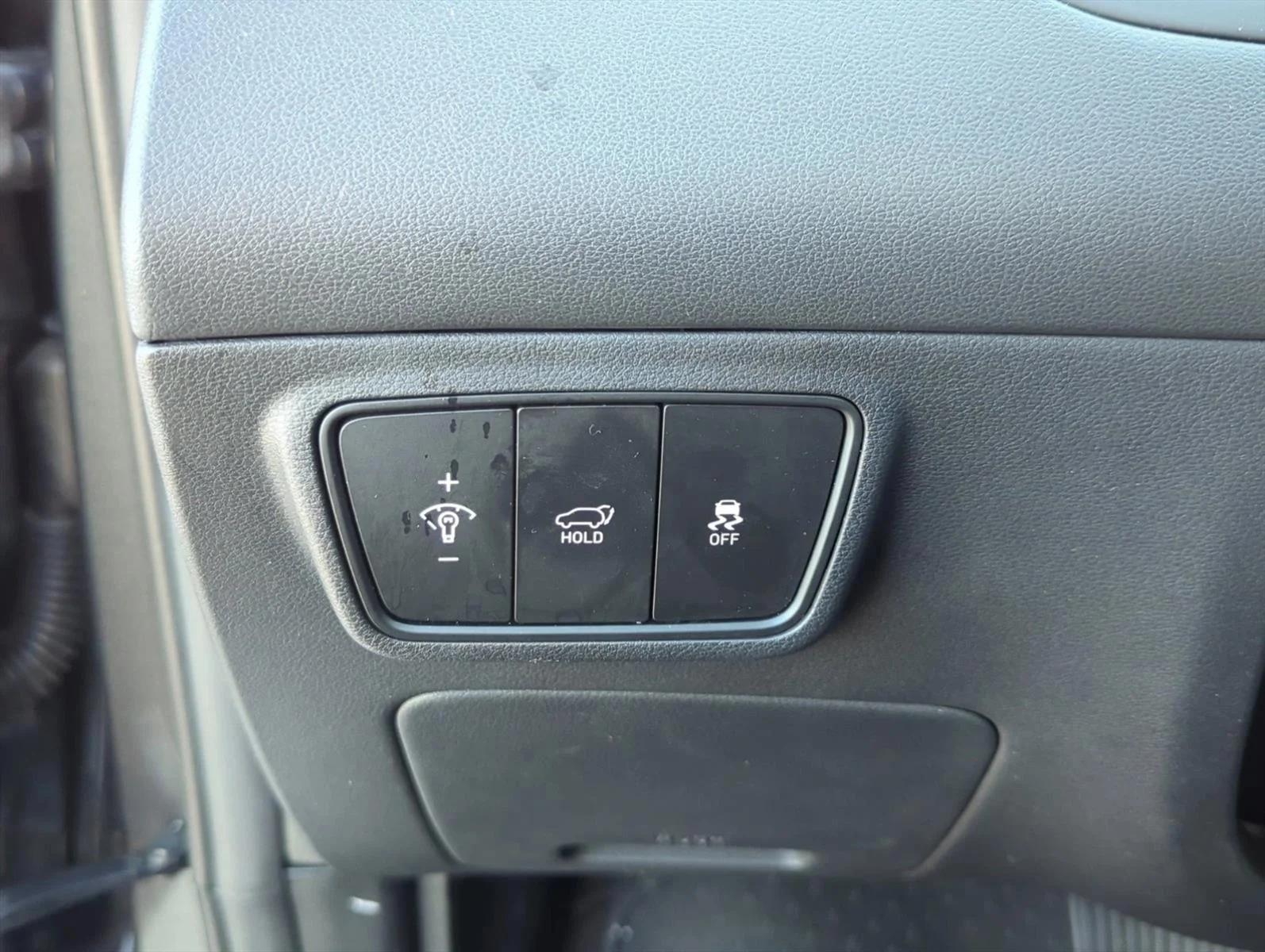 Used 2024 Dark Gray Metallic Hyundai Limited image 11