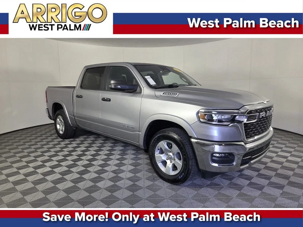2025 RAM 1500 Big Horn/Lone Star 4x4 Crew Cab 5'7's photo