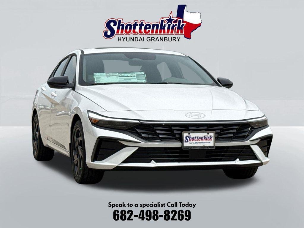 New 2026 White Hyundai SEL Sport Premium image 3