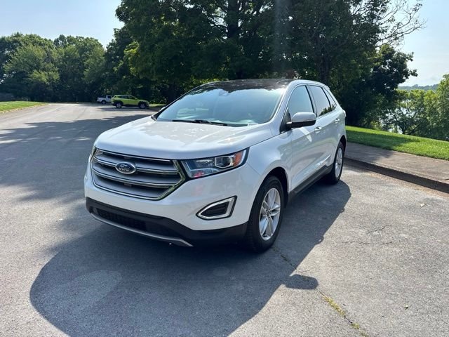 Used 2018 White Ford SEL image 3