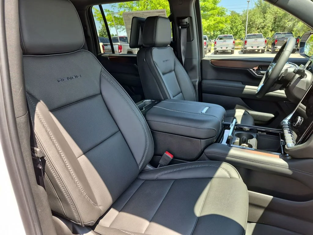 New 2026 White GMC Denali image 44