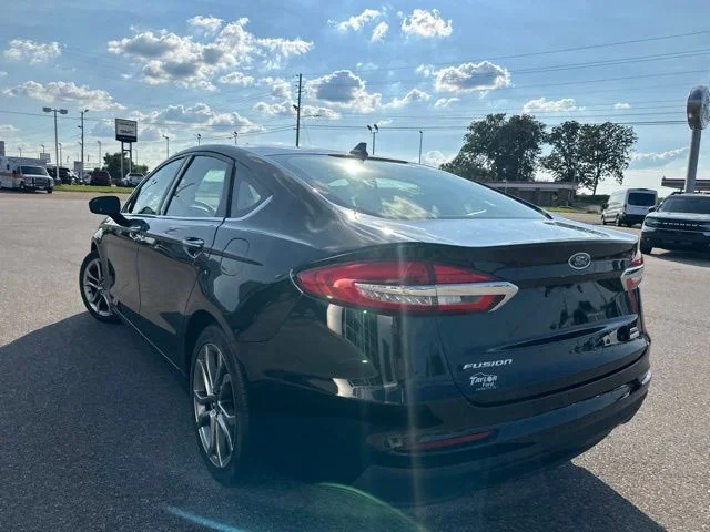 Used 2020 Agate Black Metallic Ford SEL image 22