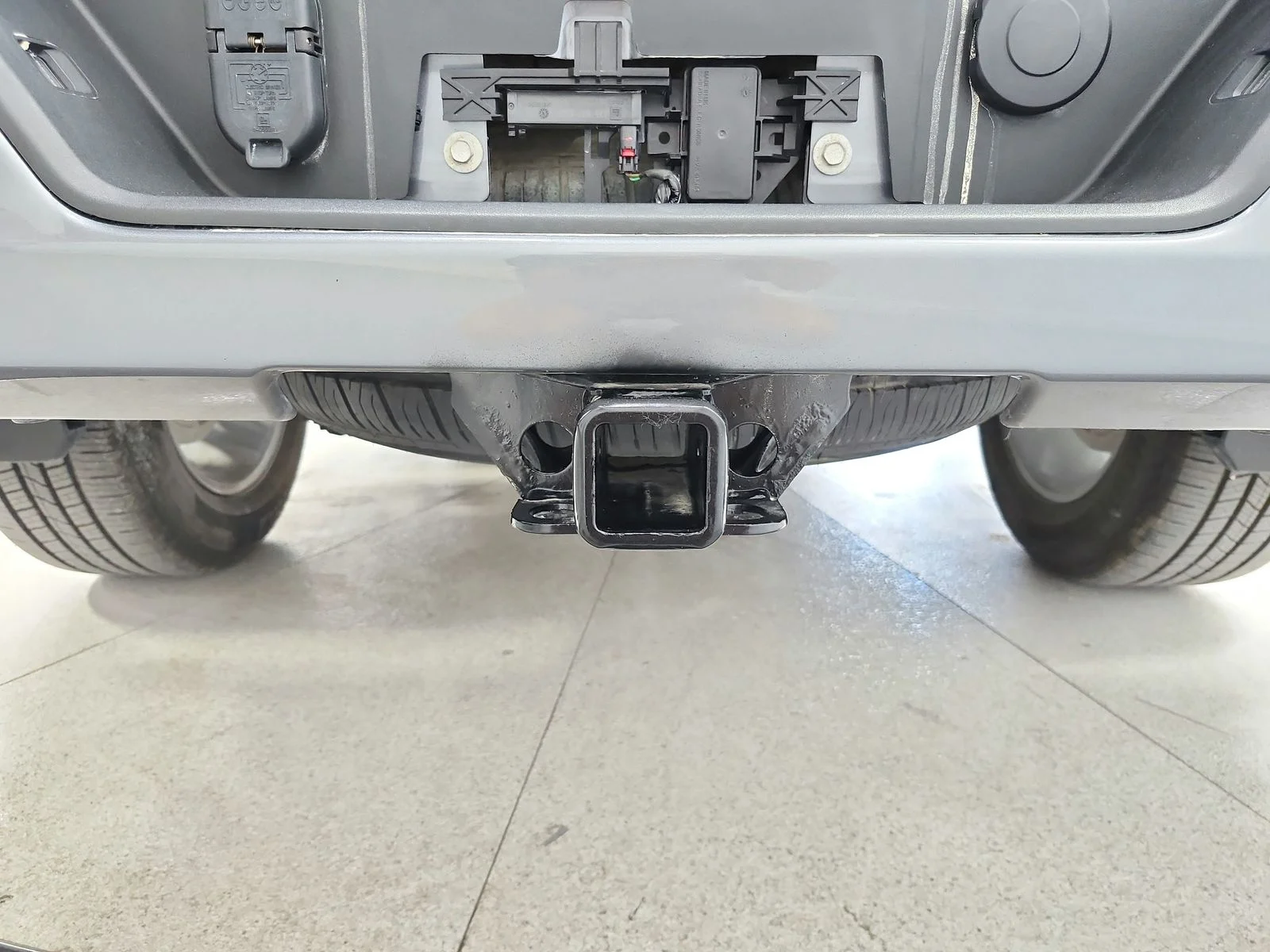 Used 2022 Gray Chevrolet High Country image 46