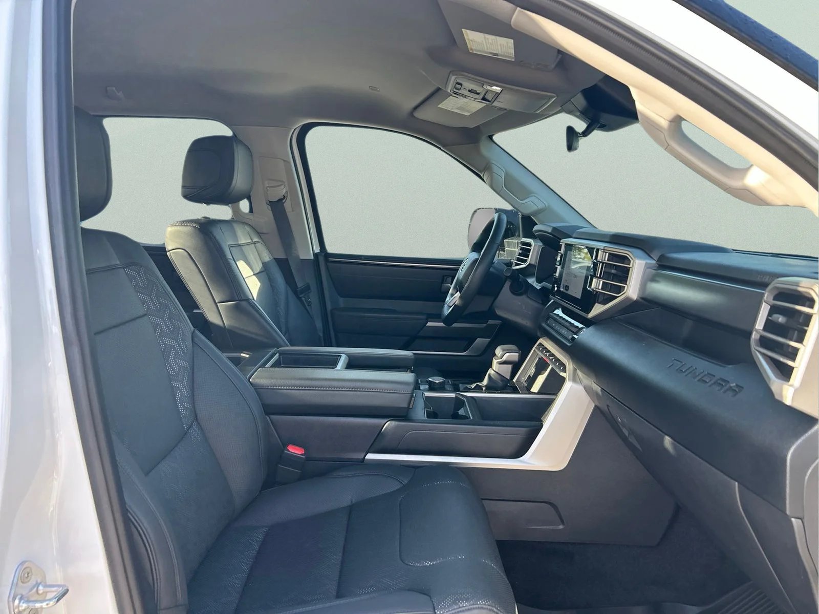 Used 2024 Ice Toyota SR5 image 12
