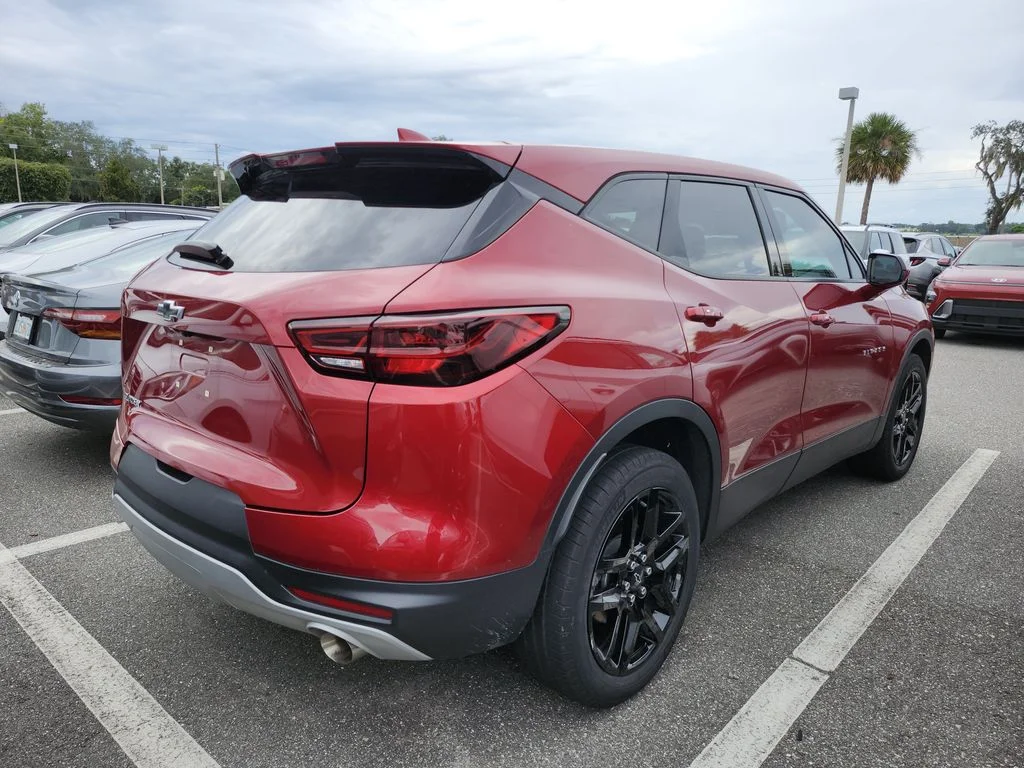 Used 2023 Red Chevrolet LT image 5