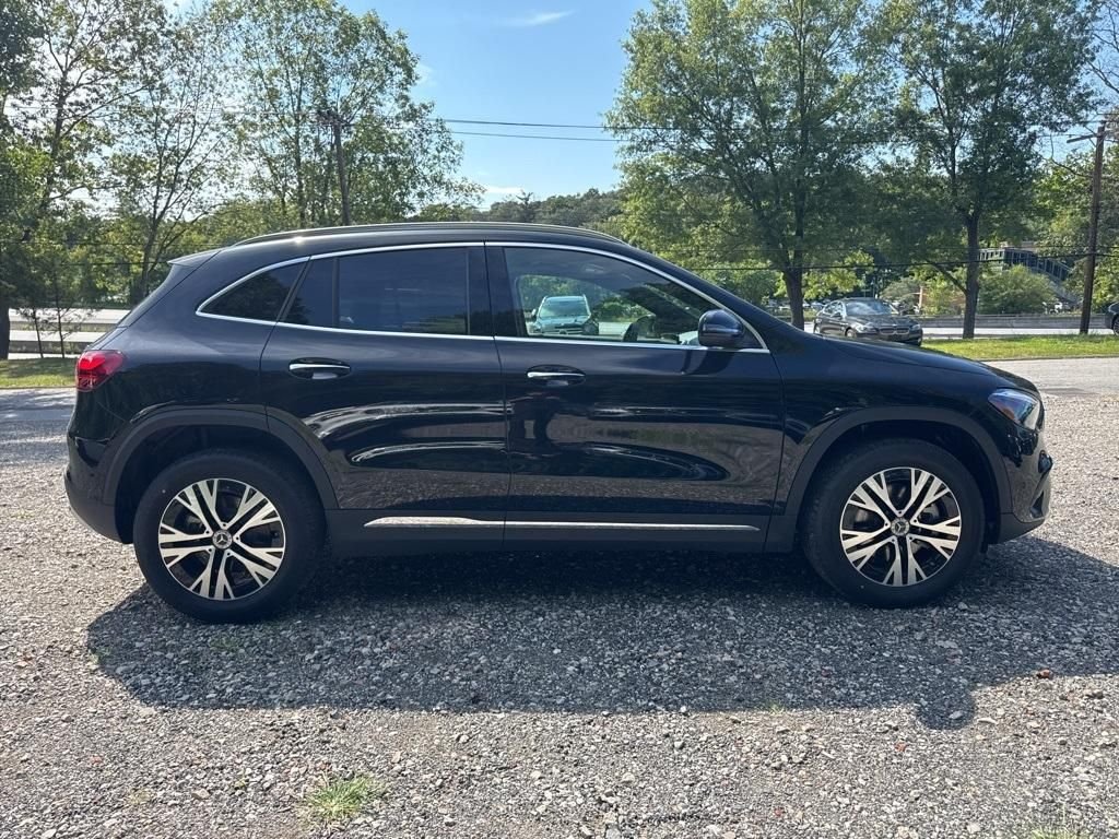 Used 2026 Black Mercedes-Benz GLA 250 image 6