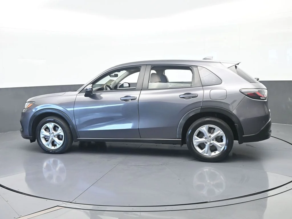 Used 2023 Gray Honda LX image 3