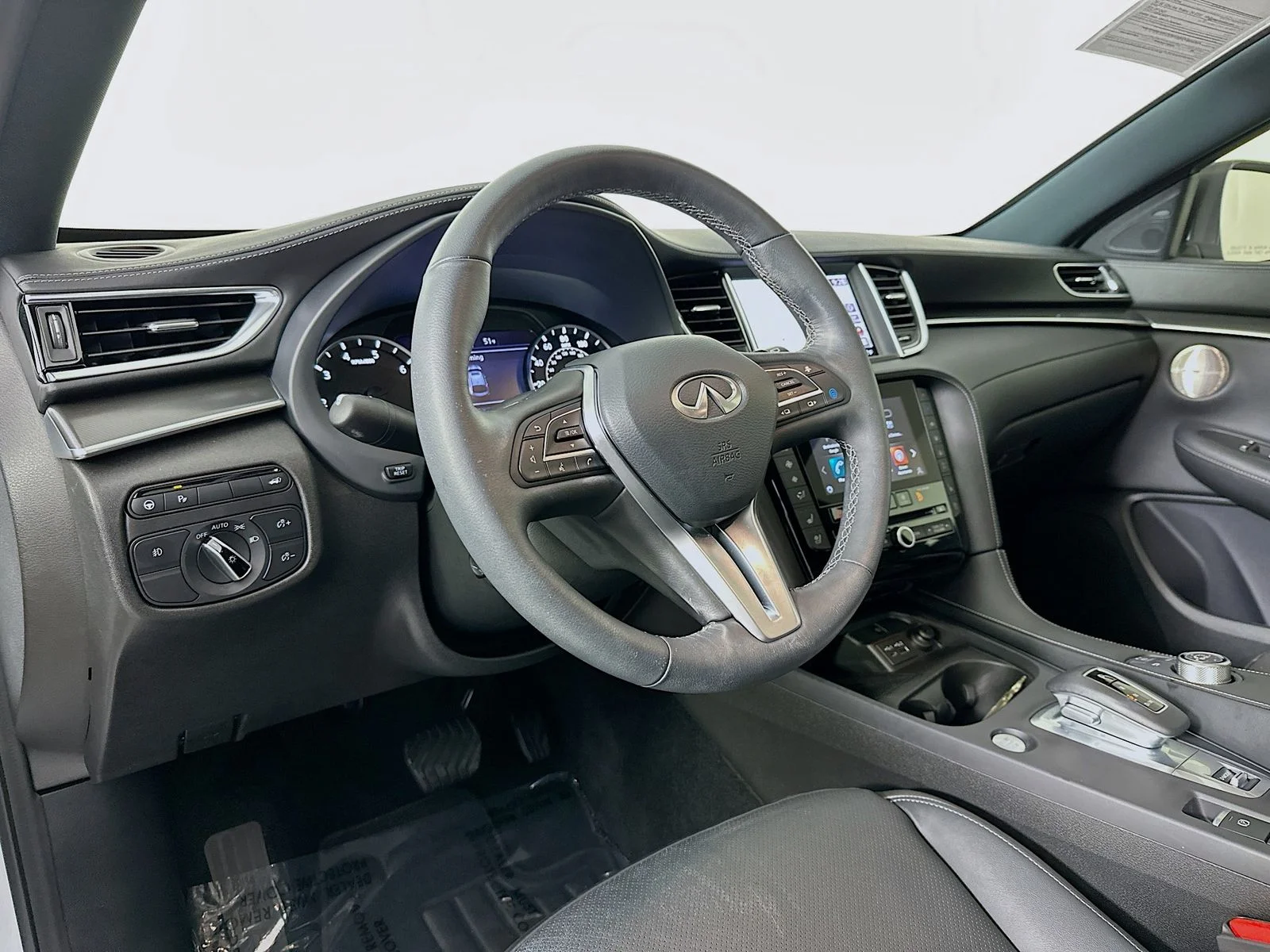 2025 INFINITI QX55 Essential - Photo 9
