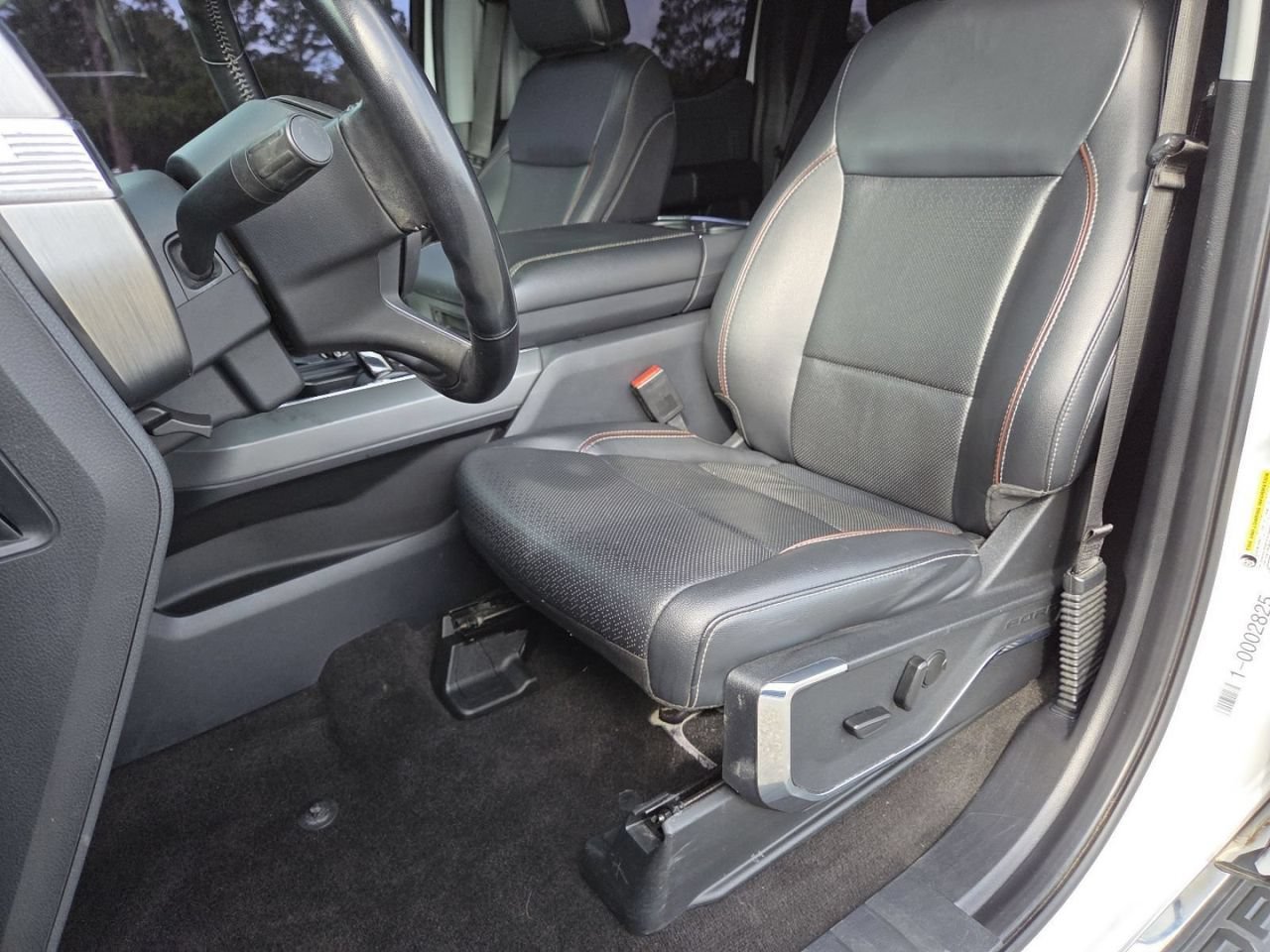 Used 2022 White Ford XL image 28
