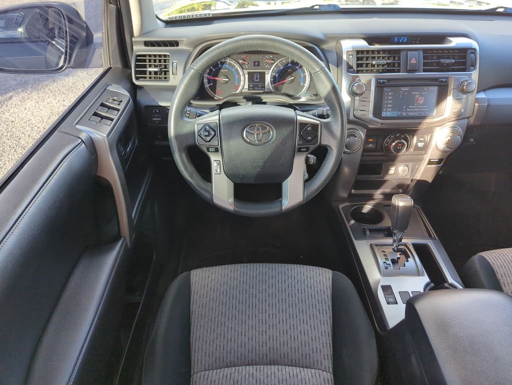 Used 2019 Gray Toyota SR5 image 14