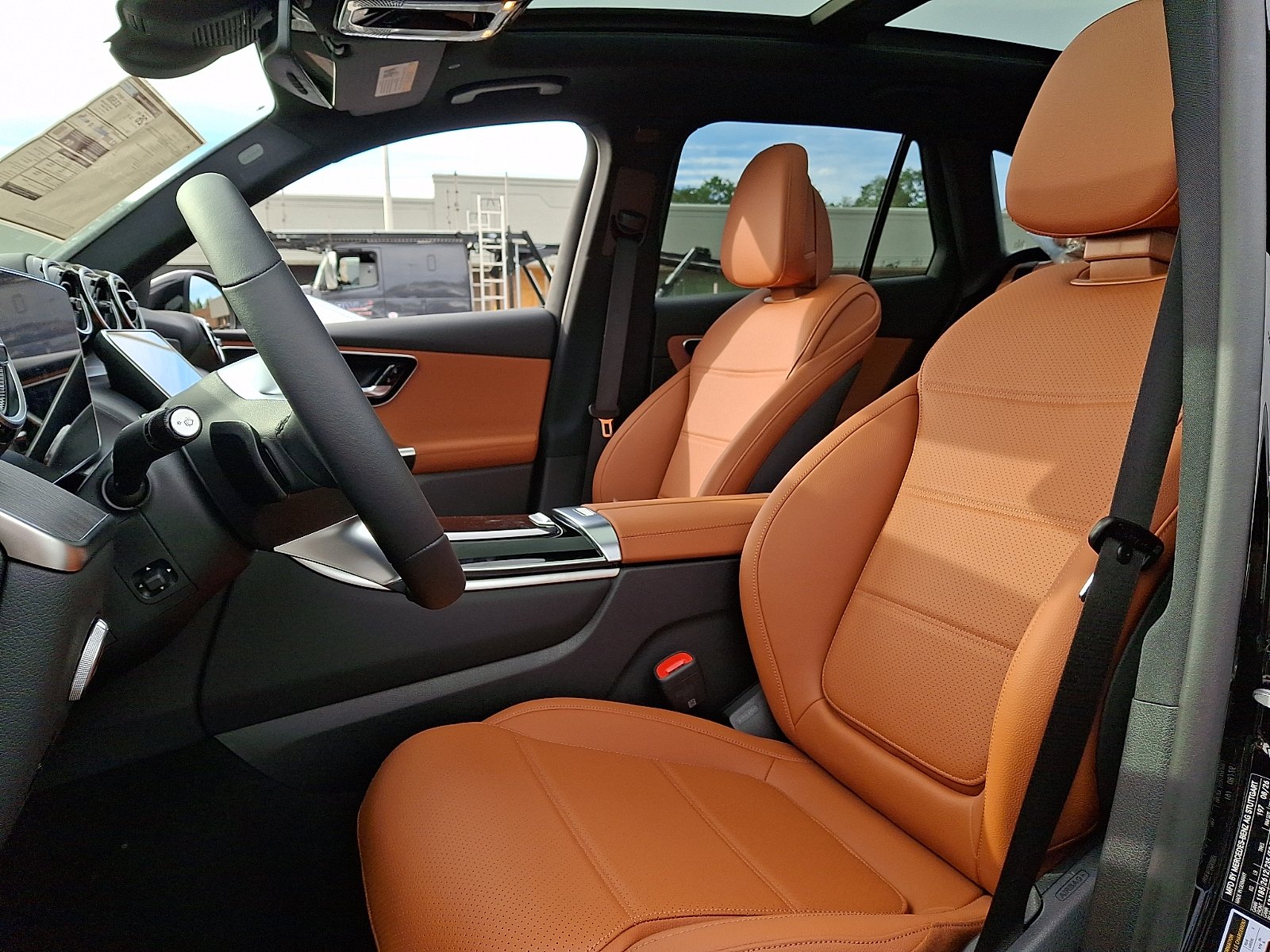 New 2027 Obsidian Black Metallic Mercedes-Benz GLC 300 image 11