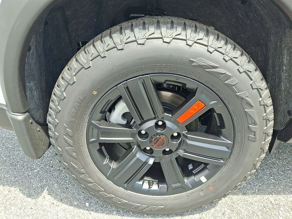 New 2026 Everest White Pearl TriCoat Nissan Rock Creek® image 5