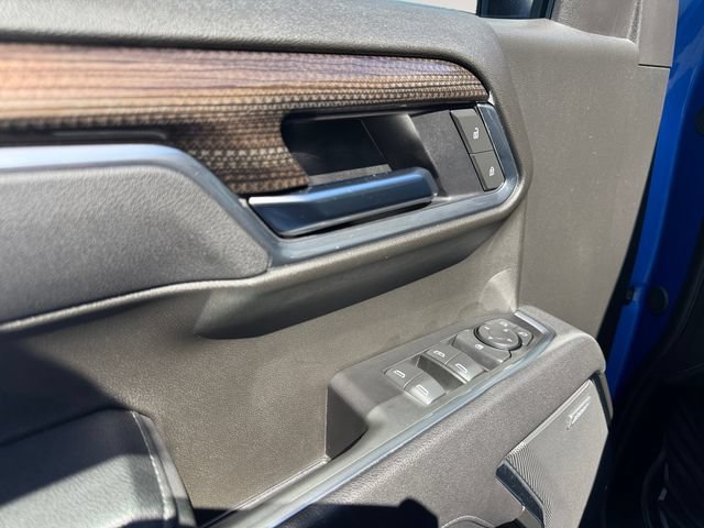 2025 Chevrolet Silverado 1500 LT Trail Boss - Photo 10
