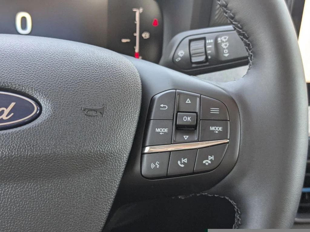 New 2025 Azure Gray Metallic Tri-Coat Ford XLT image 27