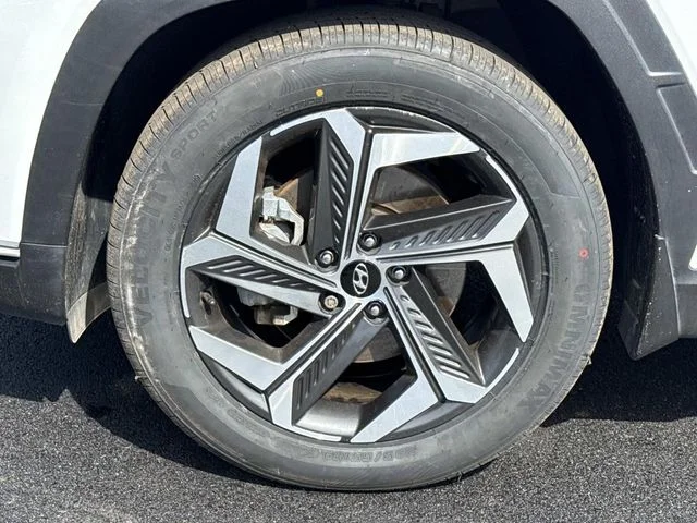 Used 2022 Gray Hyundai SEL image 13