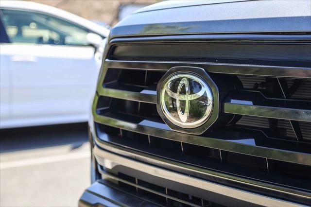 Certified Used 2021 MAGNETIC GRAY MET. Toyota  image 12