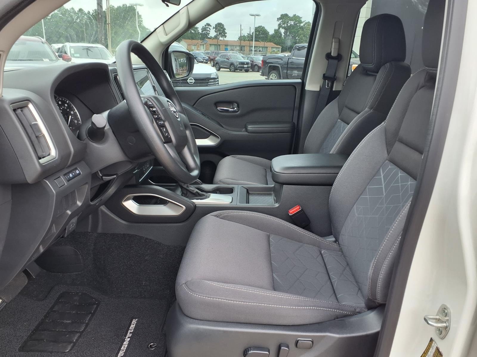 2026 Nissan Frontier SV White at Robbins Nissan