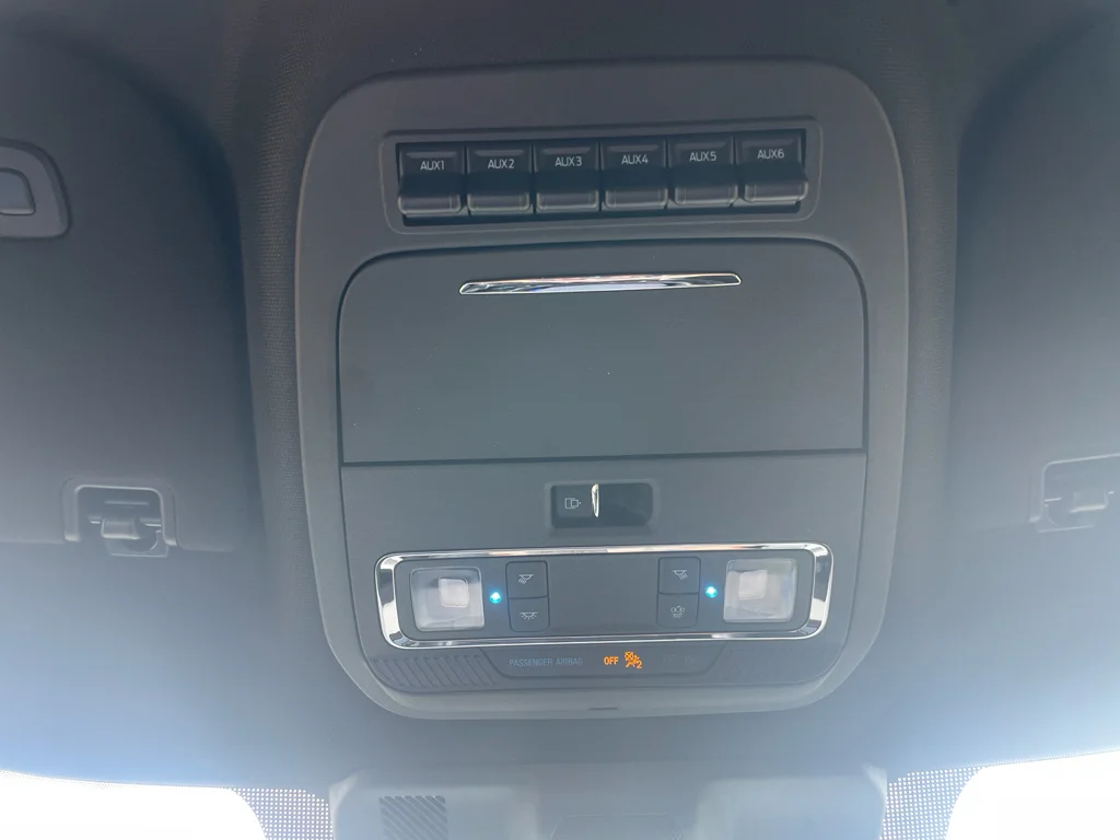 New 2026 Agate Black Metallic Ford Tremor® image 32