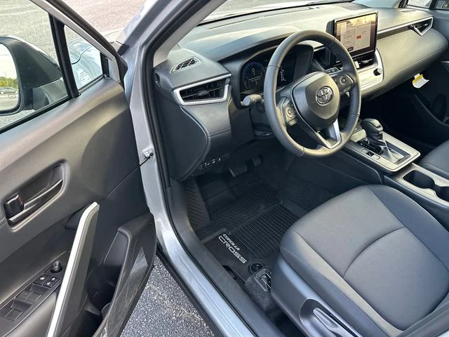 New 2026 Sonic Silver Toyota LE image 6