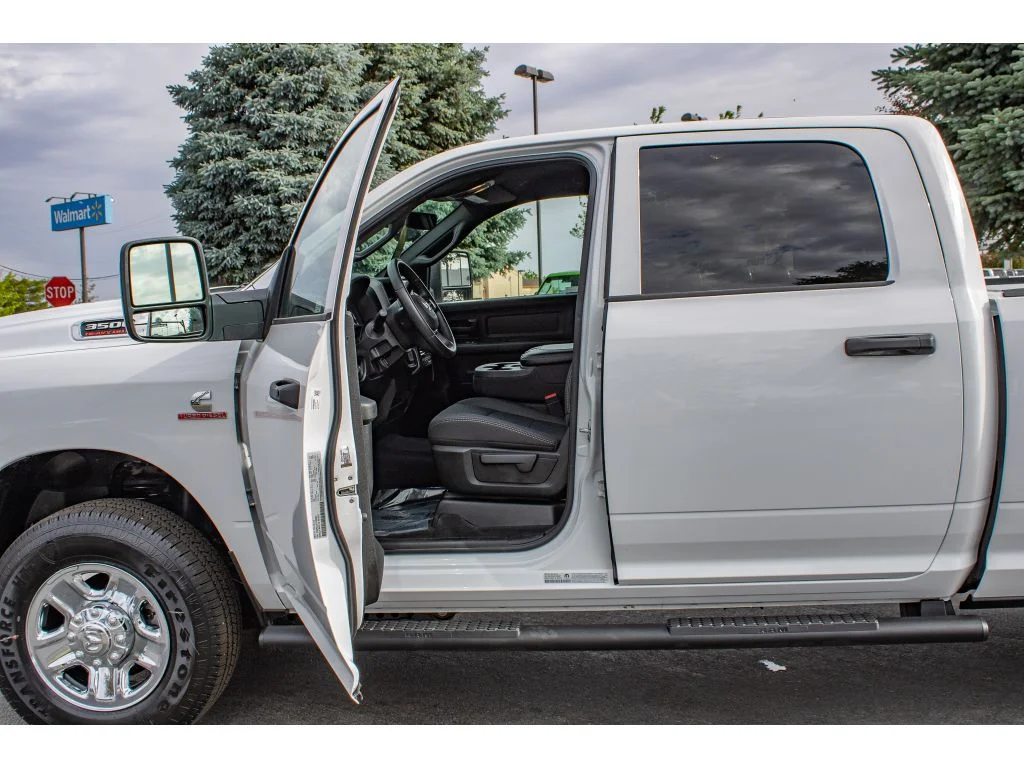 New 2026 Bright White Clearcoat Ram Tradesman image 27