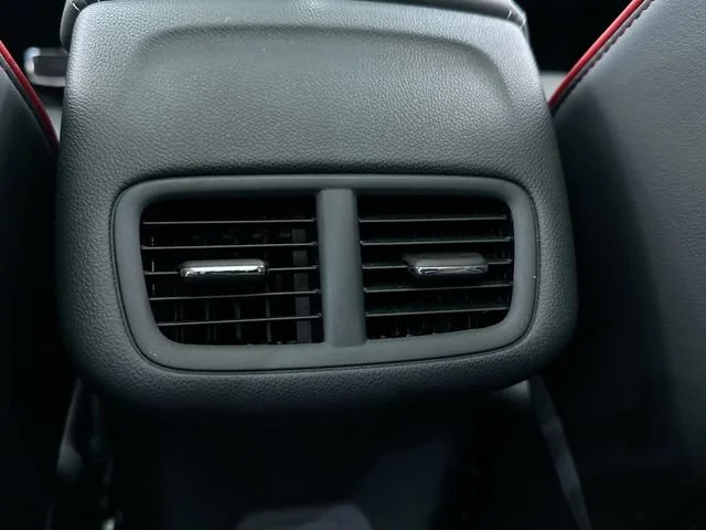 2023 Buick Envision Essence - Photo 19
