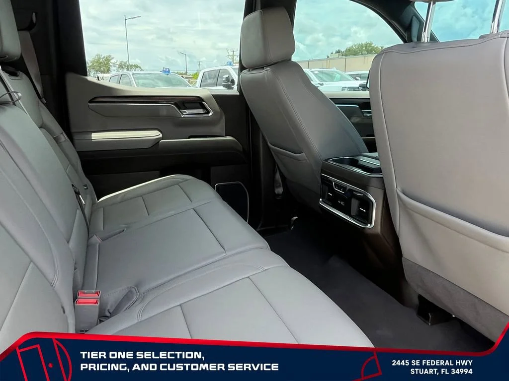 Used 2023 Pacific Blue Metallic GMC SLT image 18