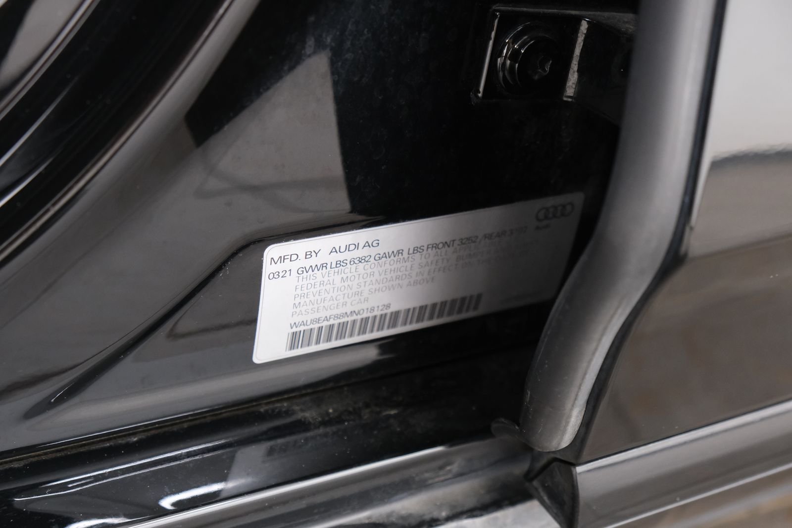 Used 2021 Black Metallic Audi 4.0 image 33
