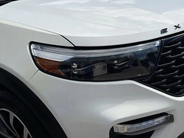 Used 2023 White Metallic Ford ST-Line image 34