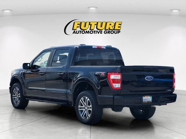 Used 2022  Ford XL image 6