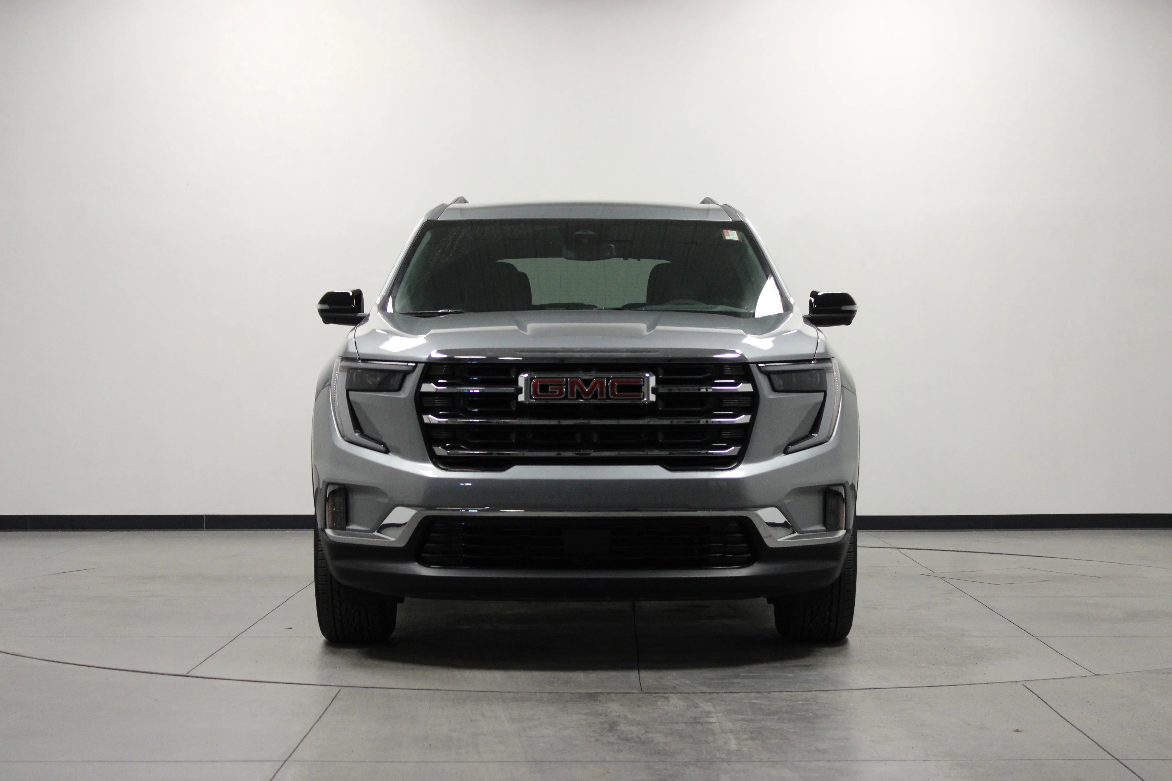 New 2025 Sterling Metallic GMC Elevation image 9