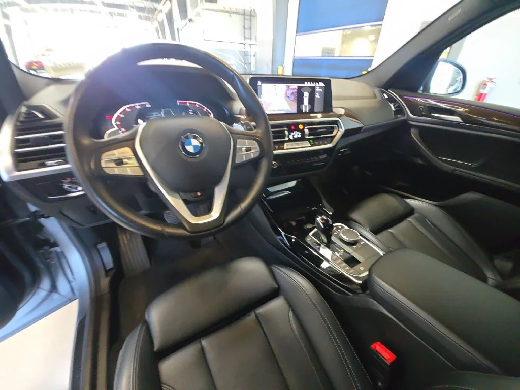 Used 2023 Gray BMW xDrive30i image 27