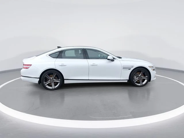 Used 2021 White Genesis 3.5T image 9