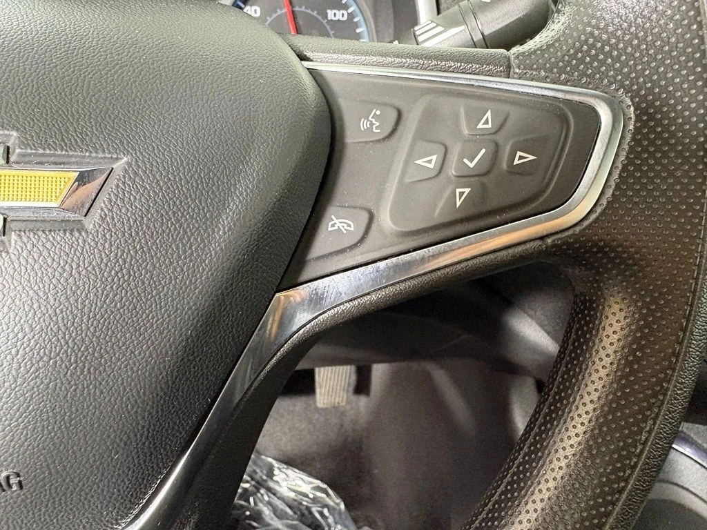Used 2023 Gray Chevrolet LT image 25