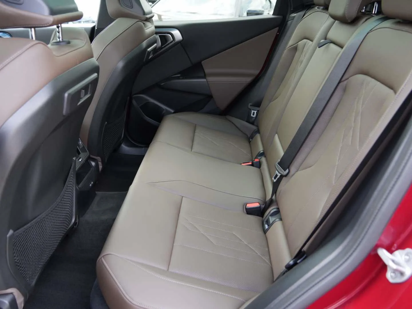 Used 2026 Vegas Red Metallic BMW M50 xDrive Sports Activity Vehicle image 11