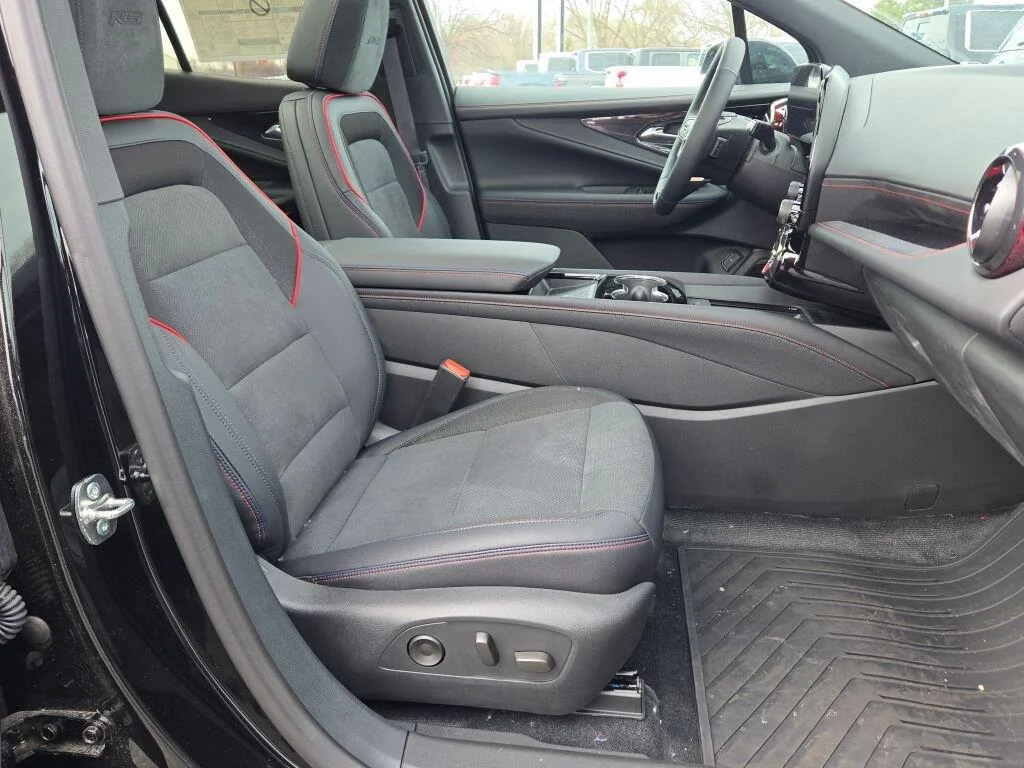 2025 Chevrolet Blazer EV RS - Photo 6