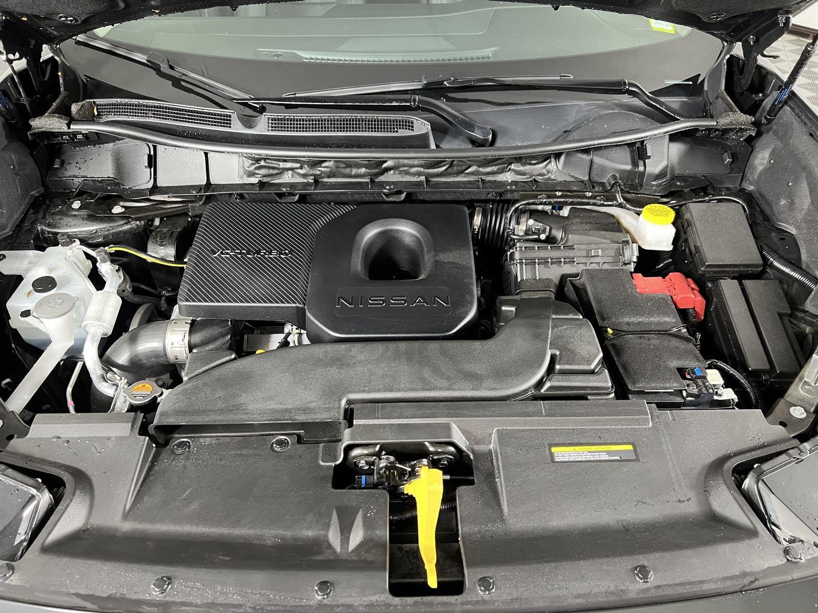 Certified Used 2025 Gun Metallic Nissan SL image 3