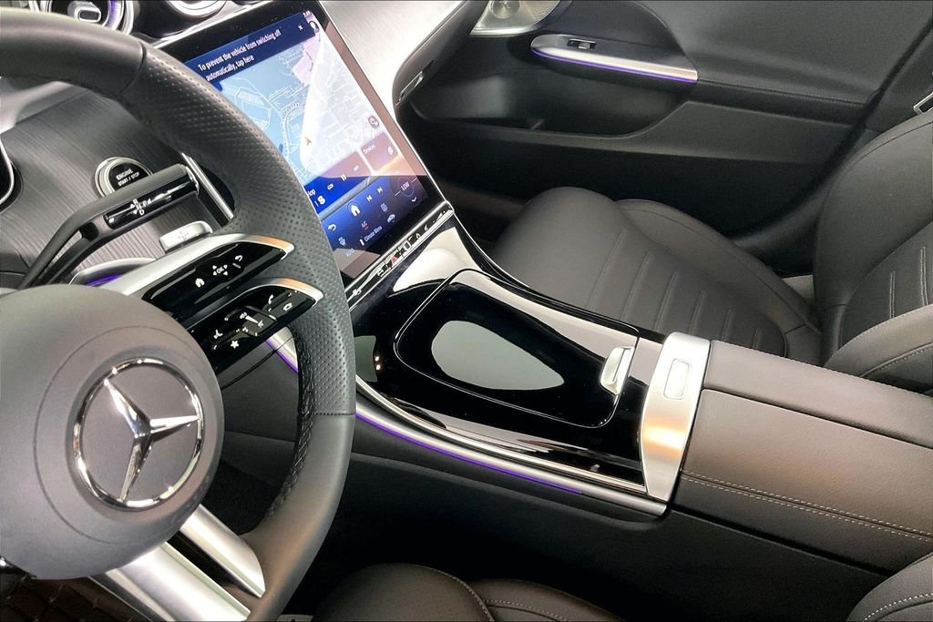2026 Mercedes-Benz C-Class Sedan C 300 - Photo 12
