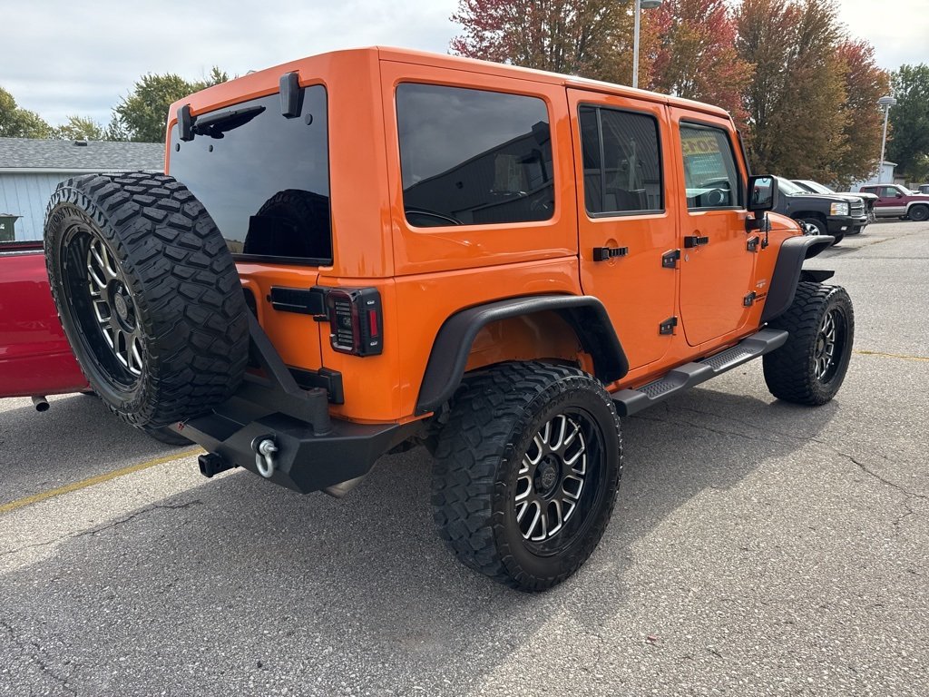 2013 Jeep Wrangler Unlimited Sahara photo 4