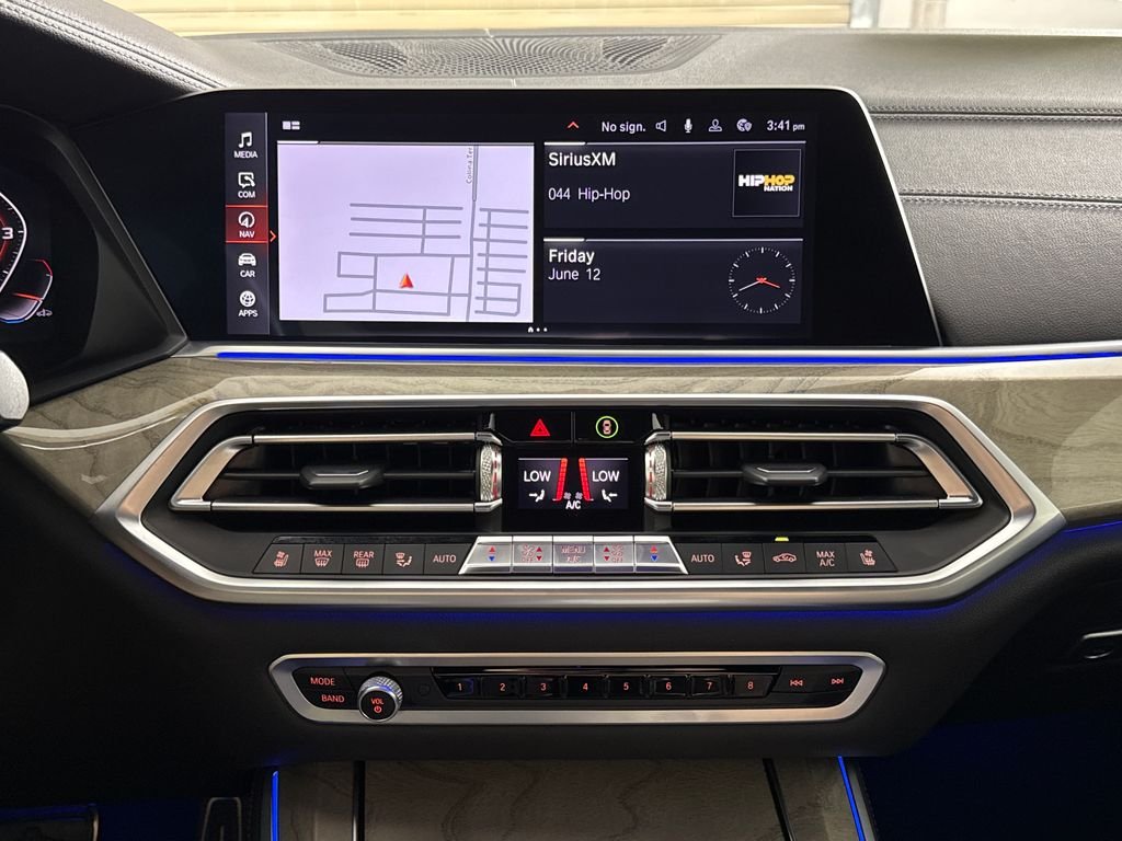 2020 BMW X5 M50i - Photo 18