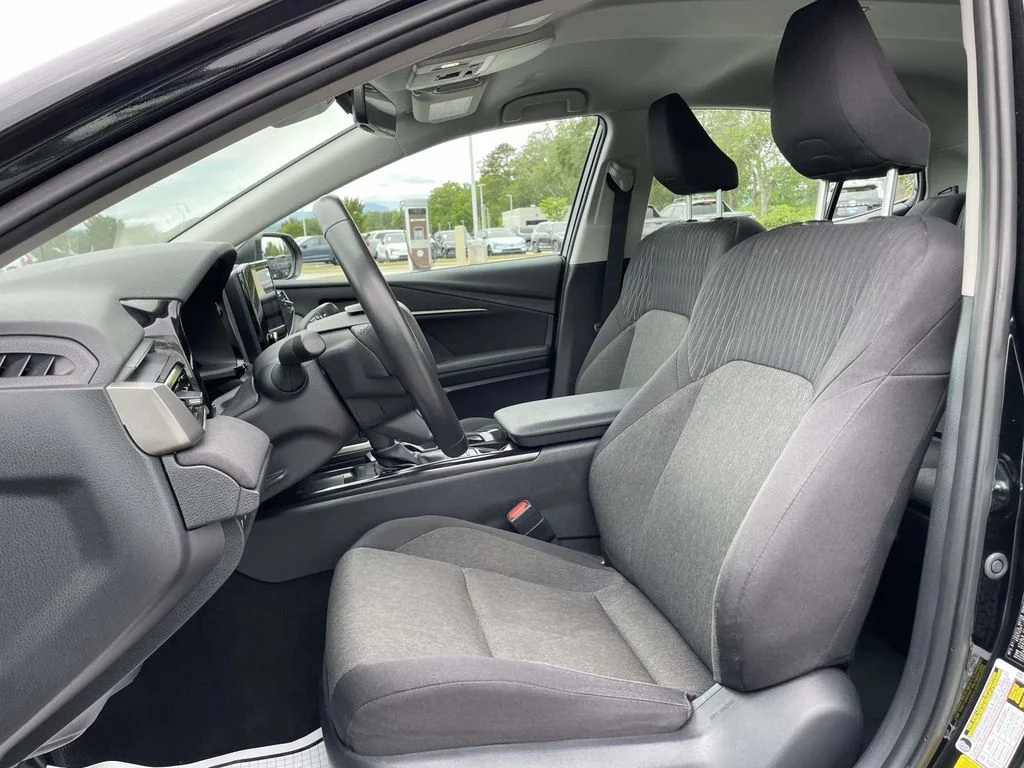 Used 2025 Midnight Black Metallic Toyota LE image 8