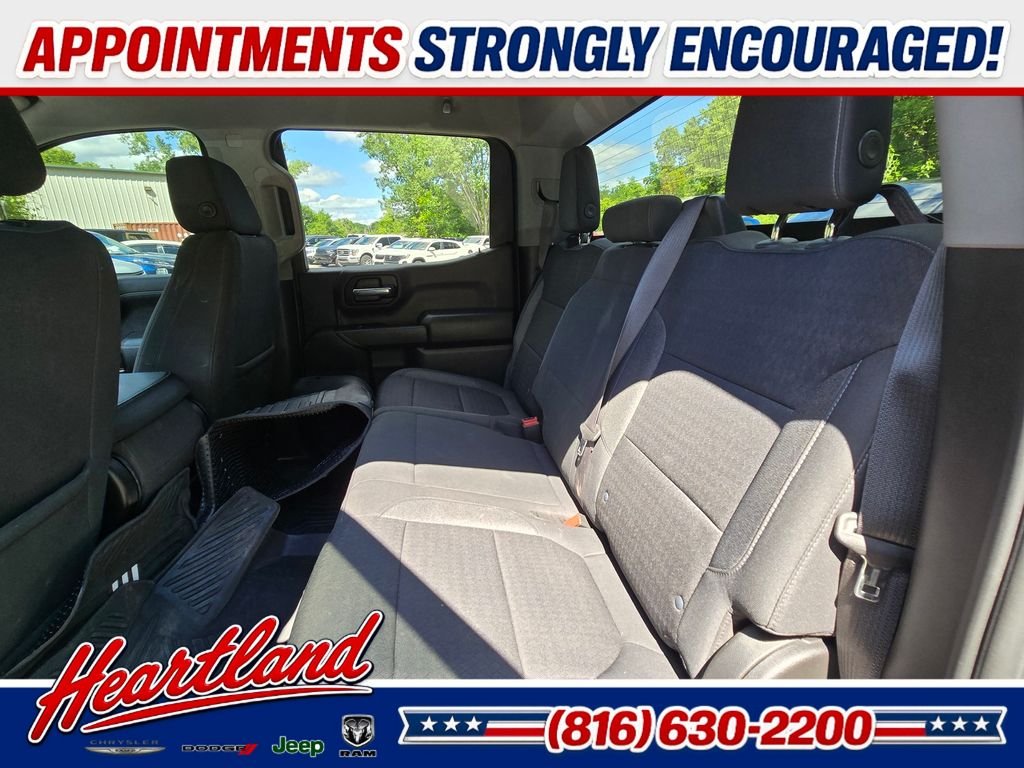 Used 2022 Gray Chevrolet LT image 17