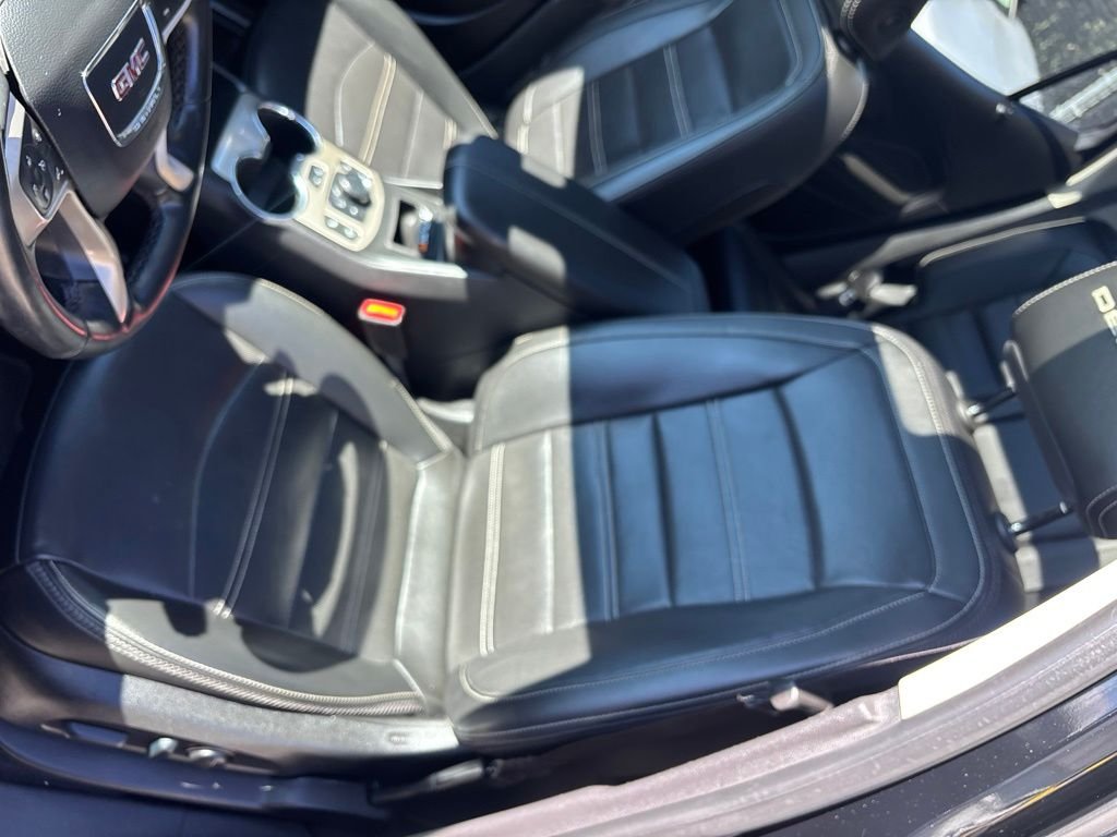 Used 2023 Black GMC Denali image 19