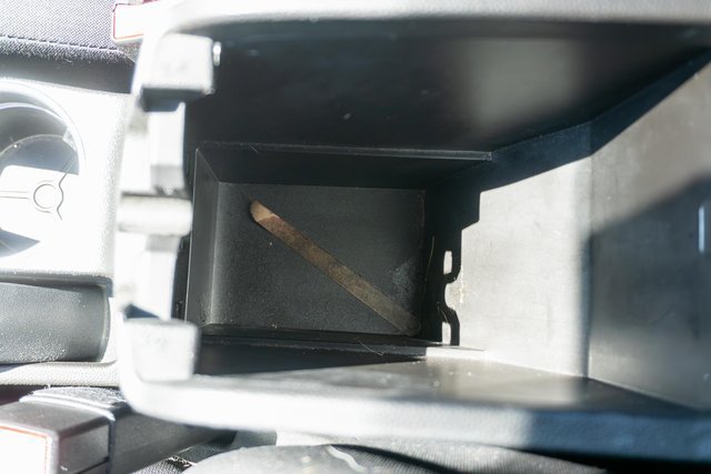 Used 2018 Magnetic Ford SE image 30