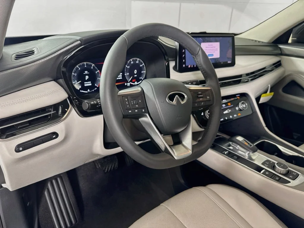 Certified Used 2027 White INFINITI PURE image 12