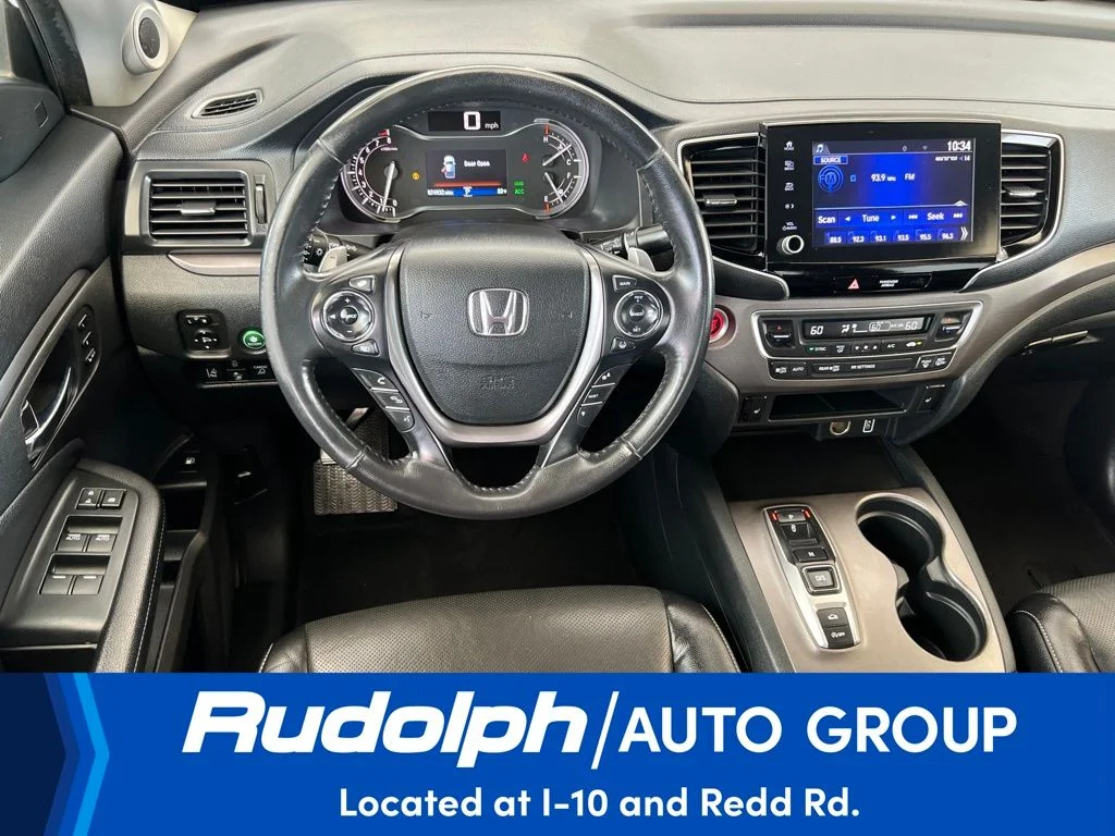 Used 2023 White Honda RTL image 13